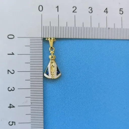 KIT NOSSA SENHORA APARECIDA – COLAR E BRINCOS COM PINGENTE RESINADO BANHADO A OURO