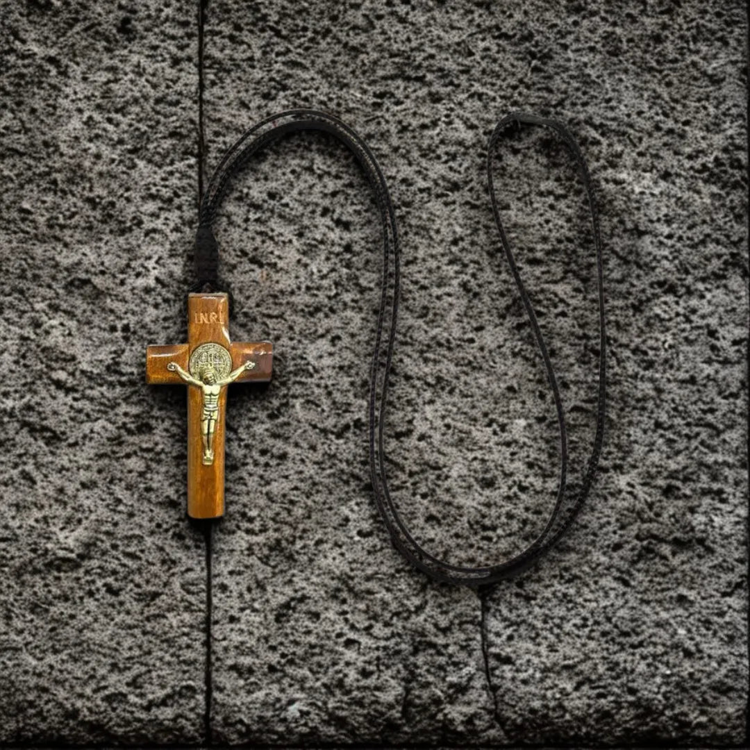 colar-crucifixo
