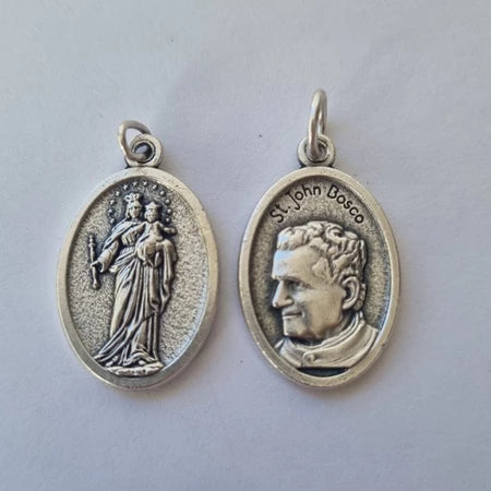 MEDALHA DE NOSSA SENHORA E SANTOS - ESCOLHA SUA DEVOÇÃO (UNIDADE)