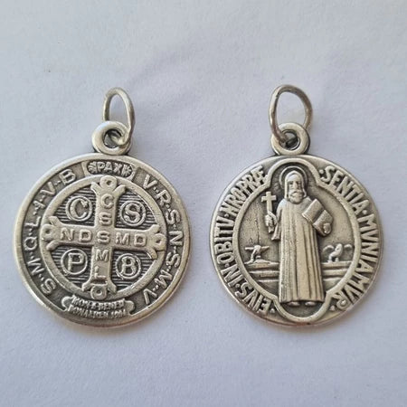 MEDALHA DE NOSSA SENHORA E SANTOS - ESCOLHA SUA DEVOÇÃO (UNIDADE)