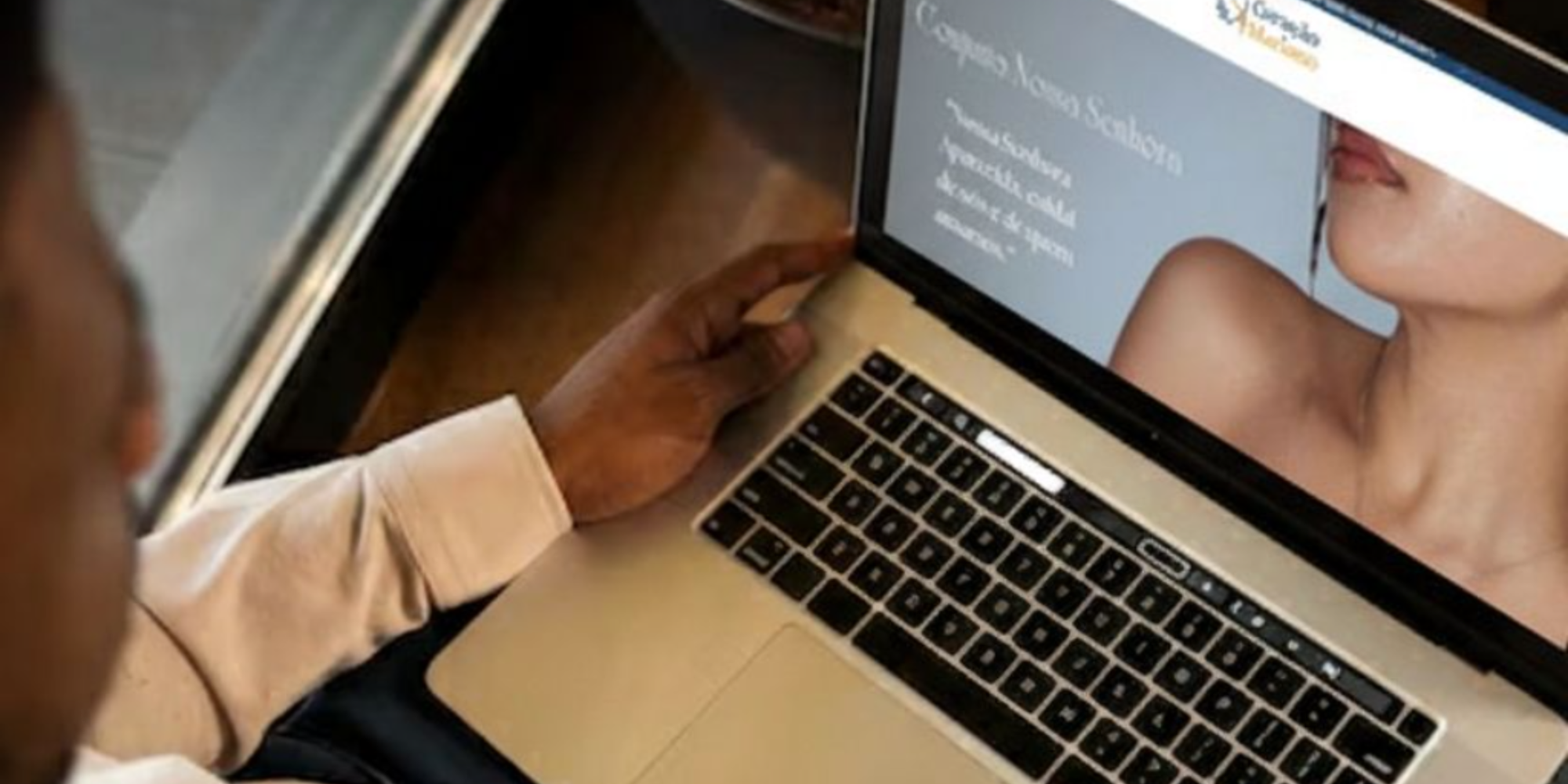 É errado comprar objetos religiosos pela internet?esca