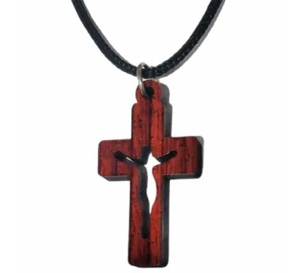 COLAR TERÇO CORDÃO CRUCIFIXO EM MADEIRA COM CRISTO VAZADO