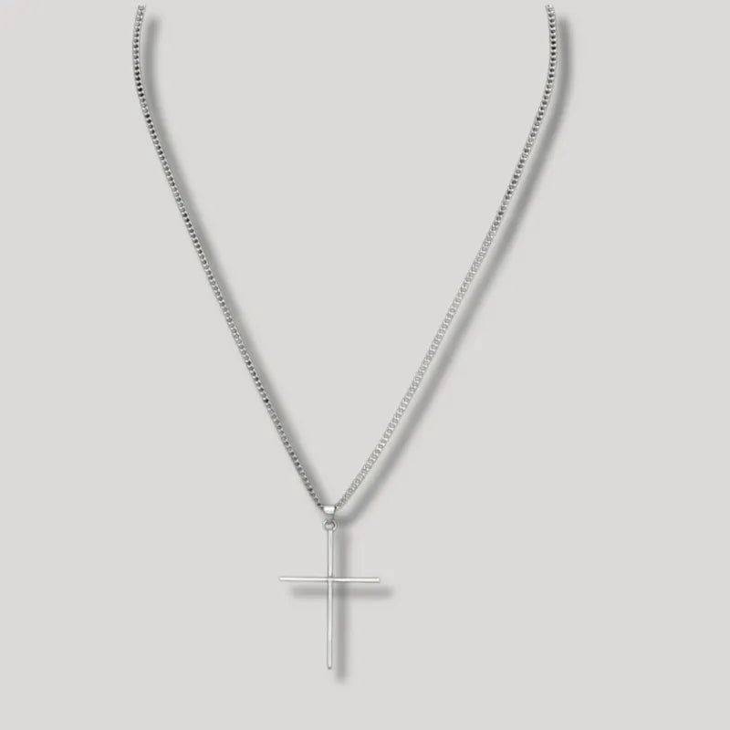 Colar Masculino Minimalista com Pingente de Cruz Banhado a Prata