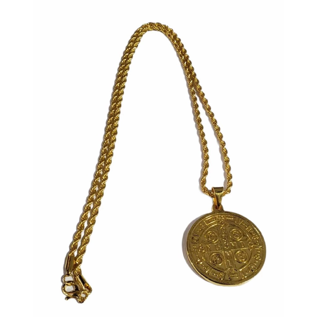 CORDÃO COM MEDALHA DE SÃO BENTO DOURADA