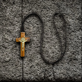 colar-crucifixo